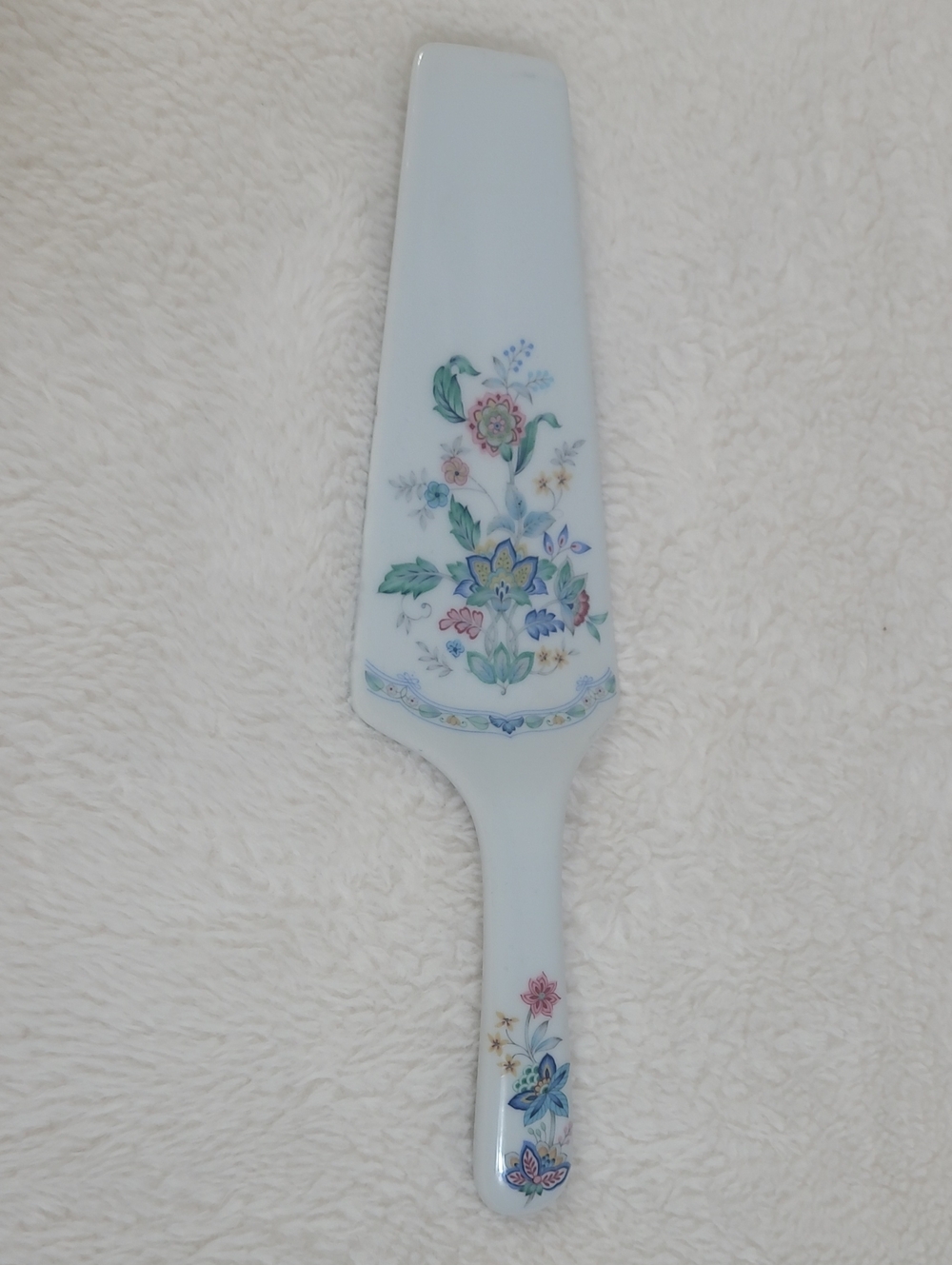 Andrea By Sadek Japan Floral Porcelain Cake Pie Server